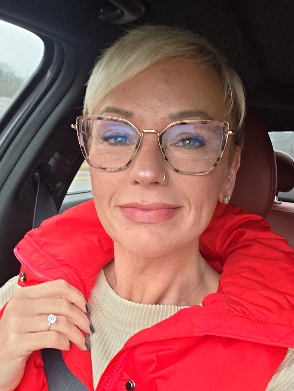 Meet your Posher, Beverly